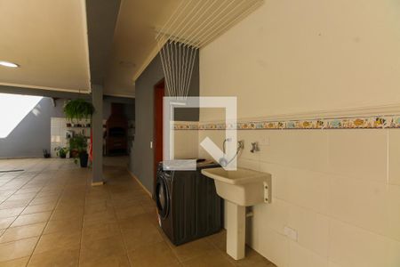 Casa à venda com 190m², 3 quartos e 5 vagasÁrea de Serviço