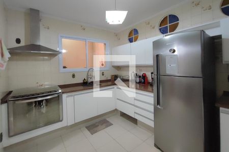 Casa à venda com 340m², 3 quartos e 4 vagasCozinha