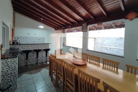 Casa à venda com 340m², 3 quartos e 4 vagasÁrea gourmet