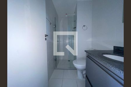 Apartamento para alugar com 33m², 2 quartos e sem vaga Apartamento para alugar com 33m², 2 quartos e sem vagaBanheiro Social