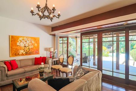 Sala de casa à venda com 3 quartos, 750m² em Vila Progresso, Niterói