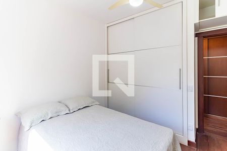 Casa à venda com 750m², 3 quartos e 2 vagas Casa à venda com 750m², 3 quartos e 2 vagasQuarto 1