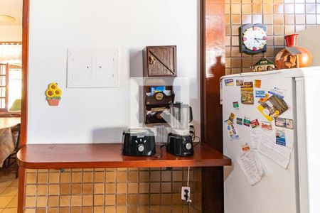 Casa à venda com 750m², 3 quartos e 2 vagas Casa à venda com 750m², 3 quartos e 2 vagasCozinha