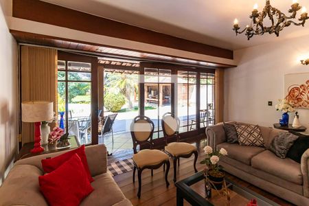 Sala de casa à venda com 3 quartos, 750m² em Vila Progresso, Niterói