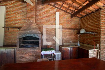 Casa à venda com 750m², 3 quartos e 2 vagas Casa à venda com 750m², 3 quartos e 2 vagasÁrea Externa