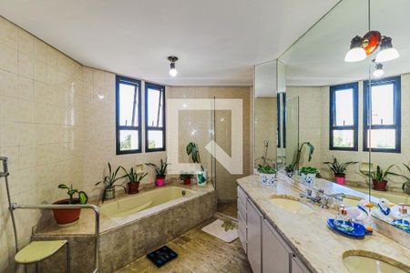 Apartamento à venda com 350m², 4 quartos e 3 vagasBanheiro Suíte 4