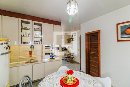 Apartamento à venda com 350m², 4 quartos e 3 vagasCopa