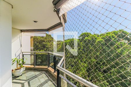 Apartamento à venda com 350m², 4 quartos e 3 vagasVaranda Suíte 1