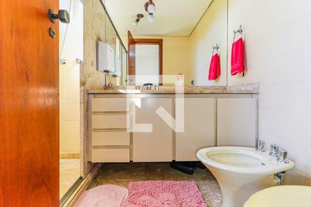 Apartamento à venda com 350m², 4 quartos e 3 vagasBanheiro Suíte 3