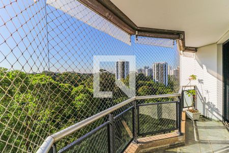 Apartamento à venda com 350m², 4 quartos e 3 vagasVaranda Suíte 1