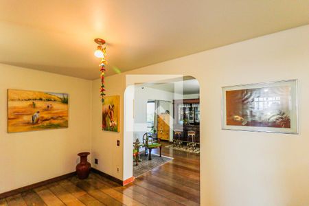 Apartamento à venda com 350m², 4 quartos e 3 vagasHall