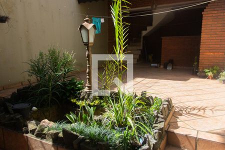 Casa à venda com 220m², 4 quartos e 3 vagasQuintal