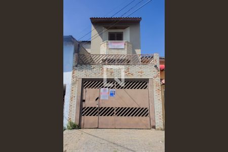 Casa à venda com 220m², 4 quartos e 3 vagasFachada