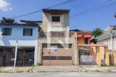 Casa à venda com 220m², 4 quartos e 3 vagasFachada
