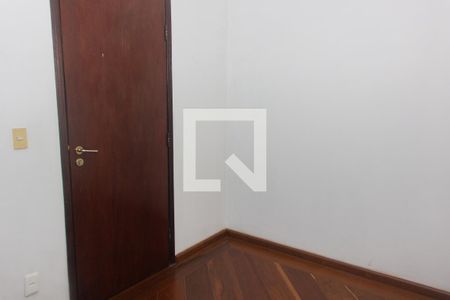 Casa à venda com 220m², 4 quartos e 3 vagasQuarto 2