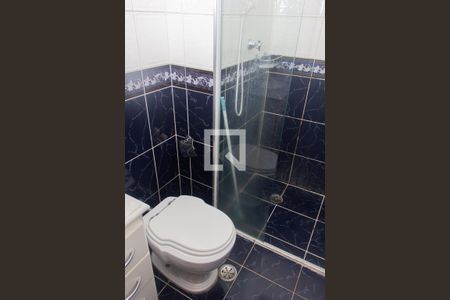 Casa à venda com 220m², 4 quartos e 3 vagasBanheiro 2