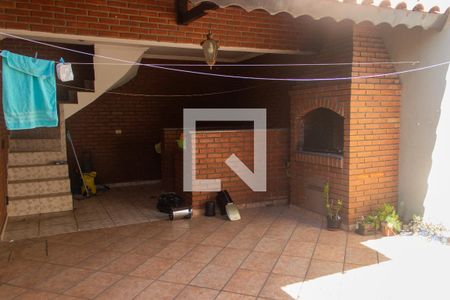 Casa à venda com 220m², 4 quartos e 3 vagasQuintal - churrasqueira