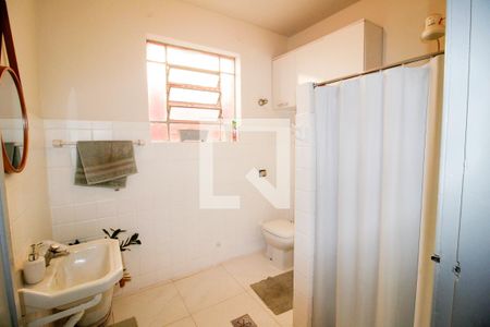 Banheiro de casa à venda com 4 quartos, 210m² em Renascença, Belo Horizonte