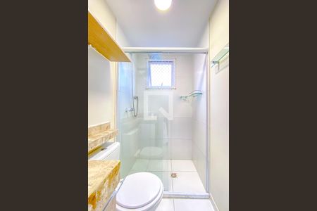 Apartamento para alugar com 66m², 3 quartos e 2 vagasBanheiro