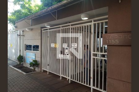 Apartamento para alugar com 55m², 2 quartos e 1 vaga Apartamento para alugar com 55m², 2 quartos e 1 vagaFachada