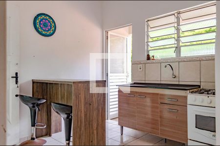 Sala / Cozinha de kitnet/studio para alugar com 1 quarto, 30m² em Campeche Central, Florianópolis