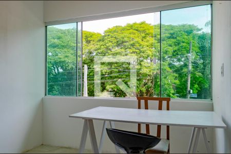 Sala / Cozinha de kitnet/studio para alugar com 1 quarto, 35m² em Campeche Central, Florianópolis