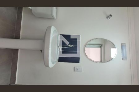 Banheiro de kitnet/studio à venda com 1 quarto, 44m² em Centro, Campinas