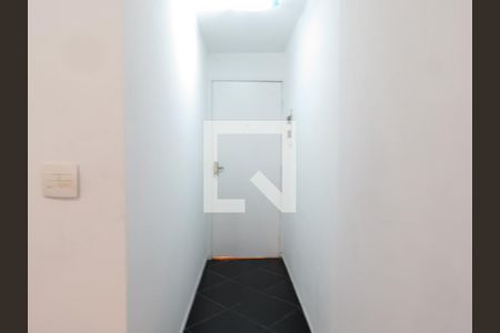 Sala de apartamento para alugar com 3 quartos, 75m² em Parque São Domingos, São Paulo