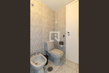 Banheiro de apartamento à venda com 1 quarto, 65m² em Itaim Bibi, São Paulo