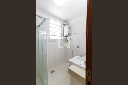 Apartamento à venda com 90m², 2 quartos e 2 vagas Apartamento à venda com 90m², 2 quartos e 2 vagasBanheiro