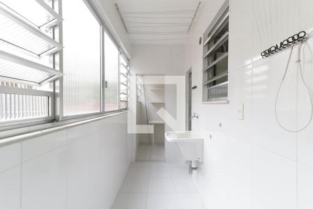 Apartamento à venda com 90m², 2 quartos e 2 vagas Apartamento à venda com 90m², 2 quartos e 2 vagasÁrea de Serviço