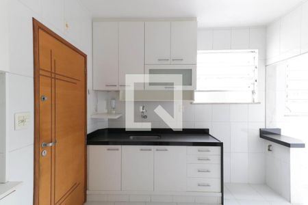 Apartamento à venda com 90m², 2 quartos e 2 vagas Apartamento à venda com 90m², 2 quartos e 2 vagasCozinha