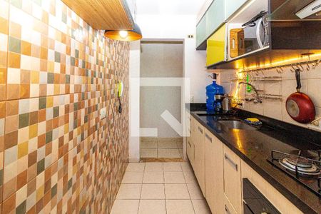 Cozinha e Área de Serviço de apartamento à venda com 2 quartos, 50m² em Socorro, São Paulo