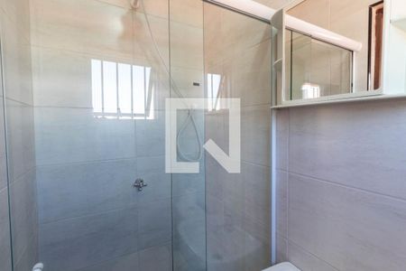 Casa à venda com 330m², 3 quartos e 2 vagasBanheiro da Suíte 2