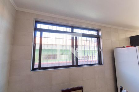 Casa à venda com 330m², 3 quartos e 2 vagasCozinha