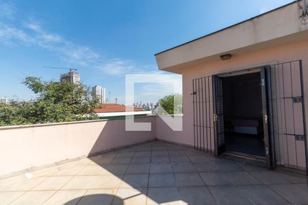 Casa à venda com 330m², 3 quartos e 2 vagasVaranda