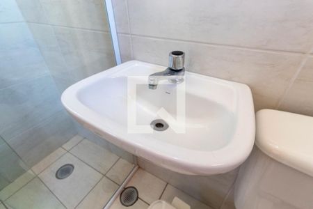 Casa à venda com 330m², 3 quartos e 2 vagasBanheiro da Suíte 2