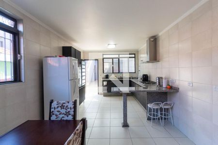 Casa à venda com 330m², 3 quartos e 2 vagasCozinha