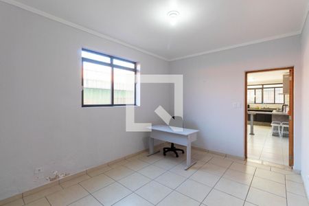 Casa à venda com 330m², 3 quartos e 2 vagasCopa