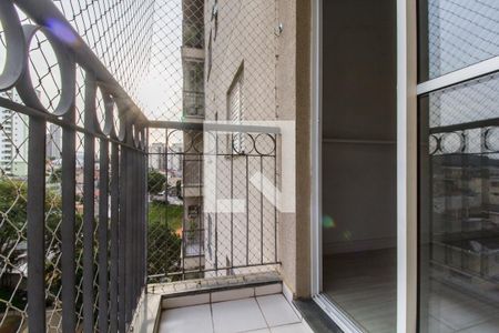 Apartamento para alugar com 2 quartos, 80m² em Jardim Tupanci, Barueri