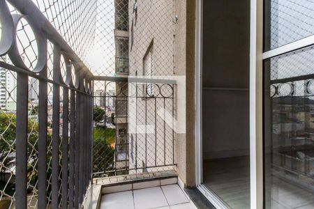 Varanda de apartamento à venda com 2 quartos, 80m² em Jardim Tupanci, Barueri