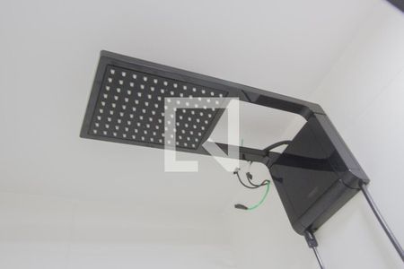 Chuveiro de apartamento para alugar com 1 quarto, 27m² em Parque Maria Helena, São Paulo