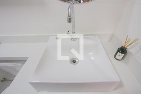 Pia de apartamento para alugar com 1 quarto, 27m² em Parque Maria Helena, São Paulo