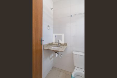Banheiro da Suíte de apartamento para alugar com 1 quarto, 30m² em Olaria, Rio de Janeiro