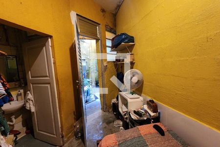 Casa à venda com 300m², 4 quartos e 2 vagasQuarto de Serviço