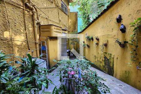 Casa à venda com 300m², 4 quartos e 2 vagasÁrea de Serviço