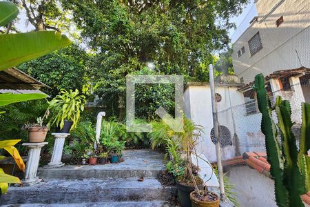 Casa à venda com 300m², 4 quartos e 2 vagasTerraço