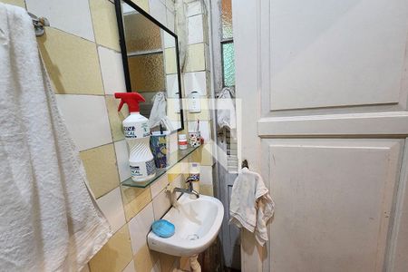 Casa à venda com 300m², 4 quartos e 2 vagasBanheiro de serviço