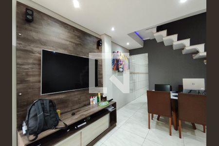 Sala de casa para alugar com 3 quartos, 119m² em Tanquinho, Ferraz de Vasconcelos