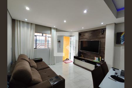 Sala de casa para alugar com 3 quartos, 119m² em Tanquinho, Ferraz de Vasconcelos